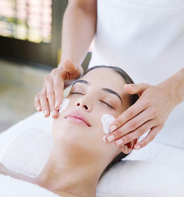Facial massage in Kyiv